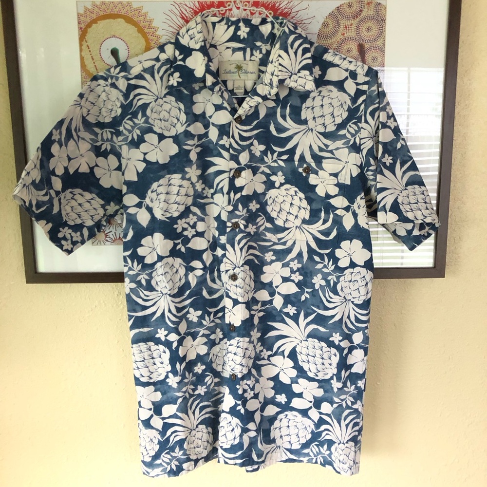 Island Shores Pineapple Shirt Button Front Pocket S/S sz S